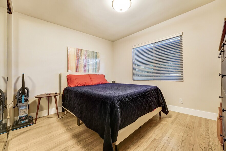 More Photos Of 14728 Magnolia Blvd, Sherman Oaks Apartments For Sale