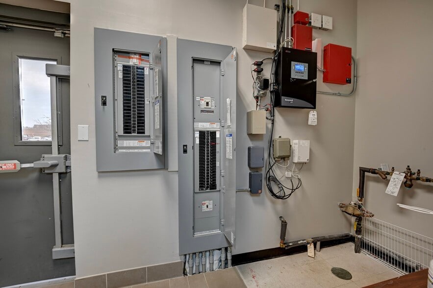 More Photos Of 341 Graff Rd, New Philadelphia Freestanding For Sale