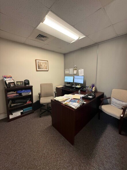 More Photos Of 4841 Hamilton Blvd, Wescosville Office For Lease
