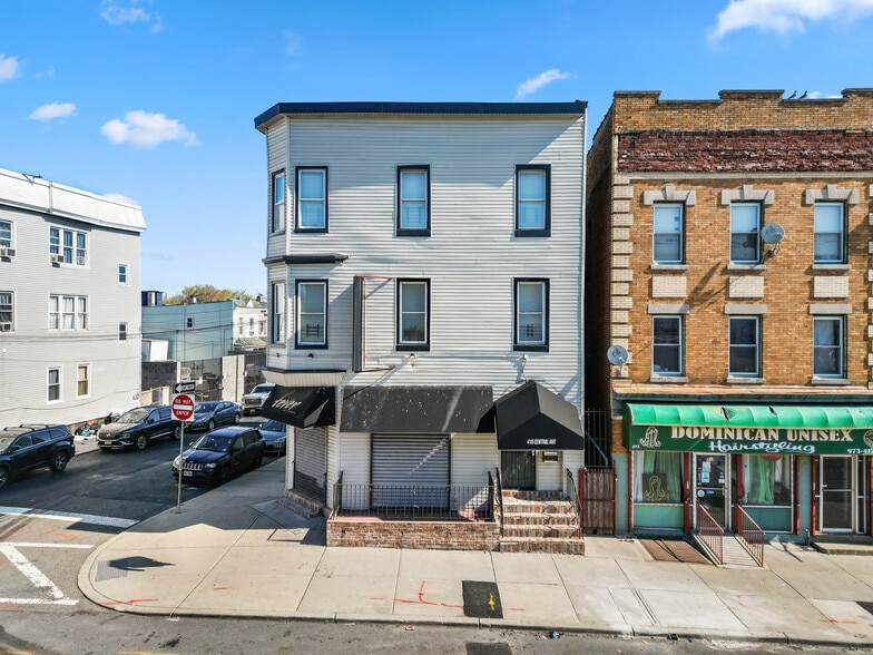 More Photos Of 415 Central Ave, Newark Storefront Retail Residential For Lease