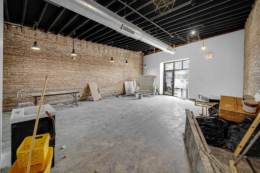 More Photos Of 5814 W Grand Ave, Chicago Warehouse For Sale