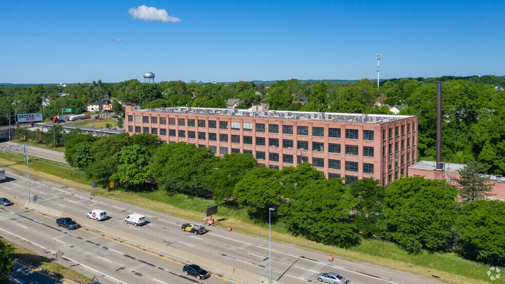 More Photos Of 401 Hall St SW, Grand Rapids Loft Creative Space For Sale