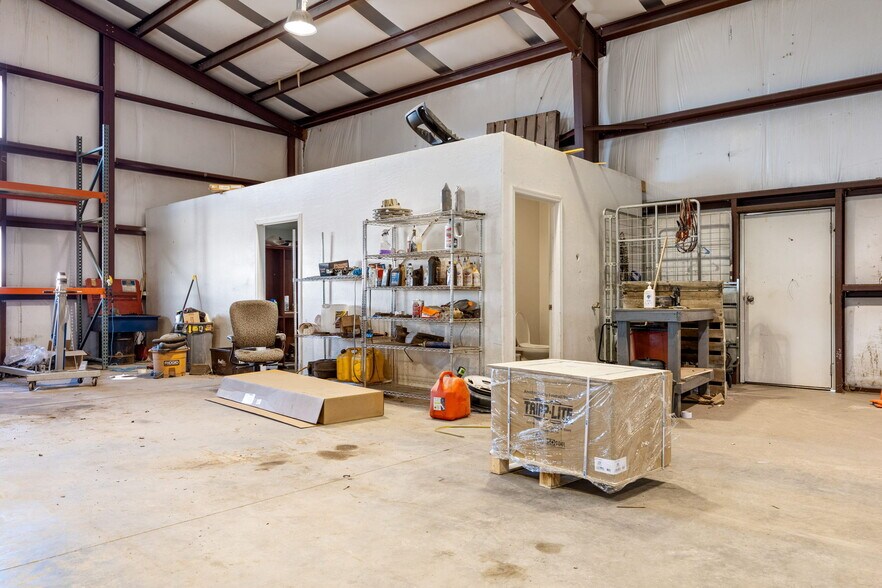 More Photos Of 679 S US 180 Highway, Springerville Distribution For Sale