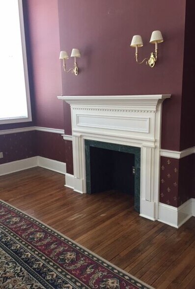 More Photos Of 600-602 Virginia St E, Charleston Office Residential For Sale