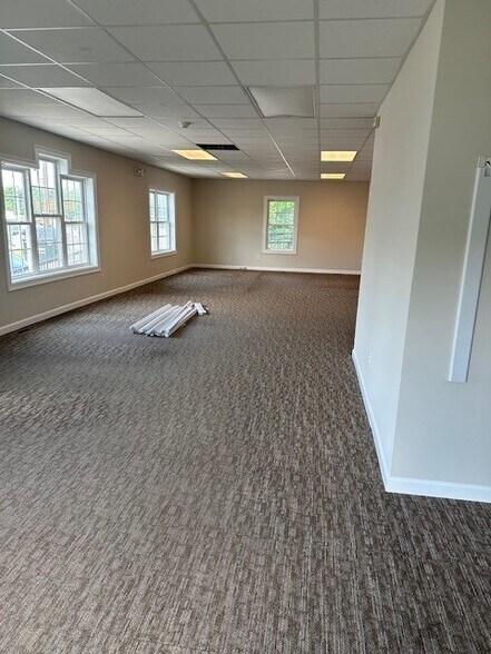 More Photos Of 532-534 Main St, Weymouth Office For Lease