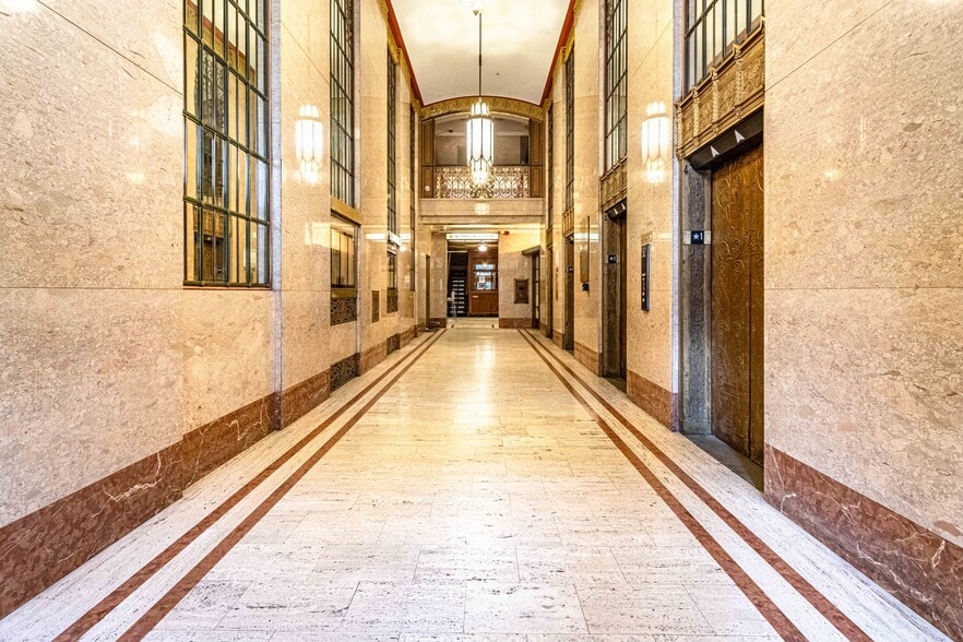 More Photos Of 401-405 14th St, Oakland Office For Lease