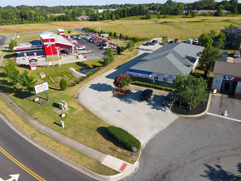 More Photos Of 2203 Roxie St NE, Kannapolis General Retail For Sale