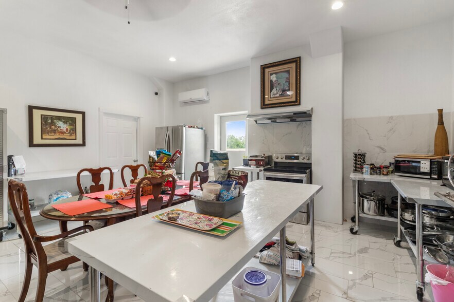 More Photos Of 25033-288B Angleton, TX 77515, Angleton Land For Sale
