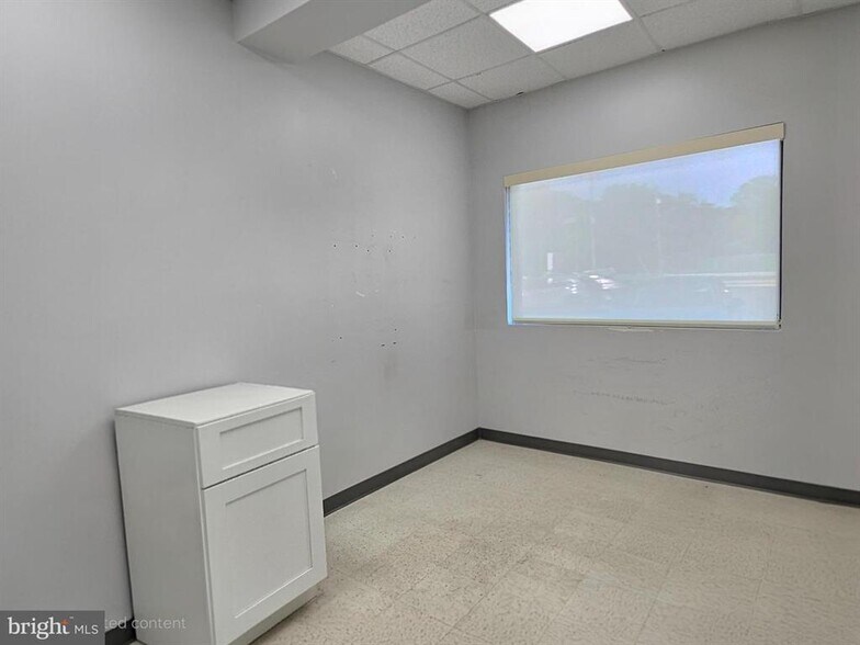 More Photos Of 7301 E Furnace Branch Rd, Glen Burnie Office For Sale
