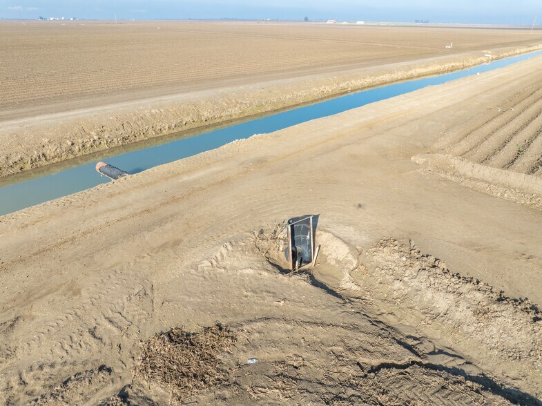 More Photos Of 0 Dos Palos Rd, Firebaugh Land For Sale
