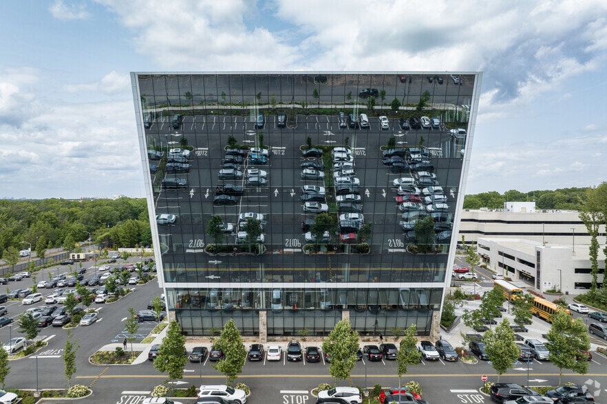 More Photos Of 1441 South Ave, Staten Island Office For Lease