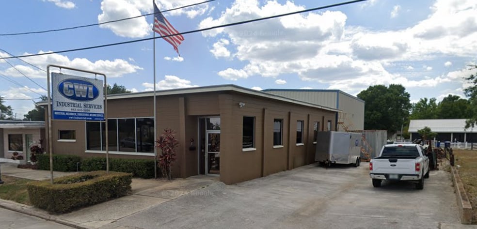 Primary Photo Of 221 N Scenic Hwy, Frostproof Flex For Lease