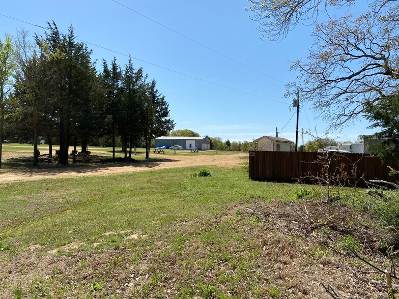 4700 OK Highway 78 E, Milburn, OK 73450 Manufactured Housing Mobile