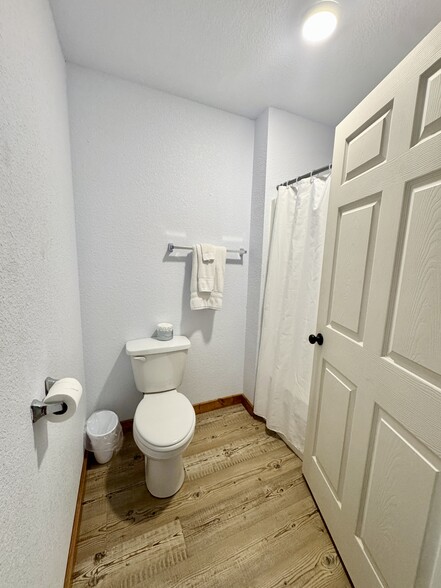 More Photos Of 500 SE Lincoln Rd, Idabel Hotel For Sale