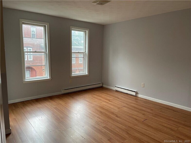 More Photos Of 27-31 Summer St, Bristol Apartments For Sale