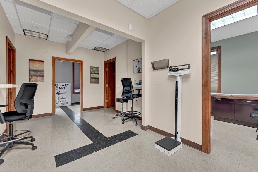 More Photos Of 9097 Main St, Clarence Medical For Lease