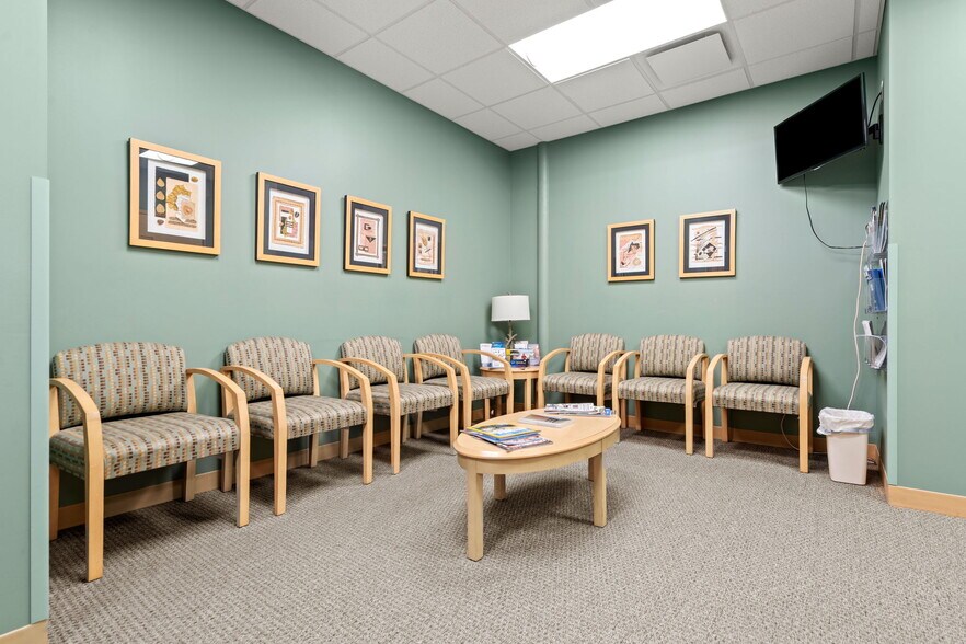 More Photos Of , Lawrence Office For Sale