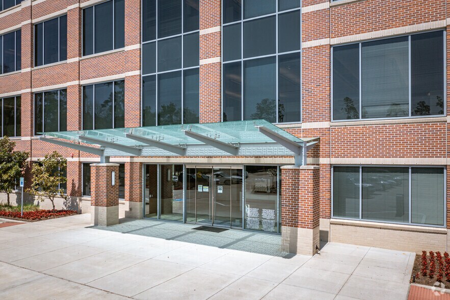 More Photos Of 3831 Technology Forest Blvd, The Woodlands Office For Lease
