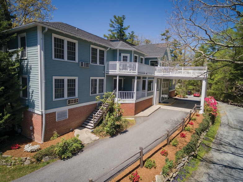 More Photos Of 86 Lily Pad Ln, Flat Rock Hotel For Sale