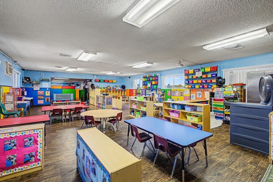 More Photos Of 3700 Vegas Dr, Las Vegas Daycare Center For Sale
