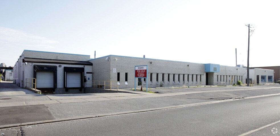 More Photos Of 212-216 Norseman St, Toronto Manufacturing For Lease