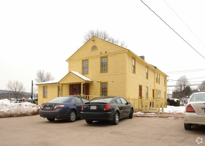 More Photos Of 24 E Main St, Avon Office For Sale