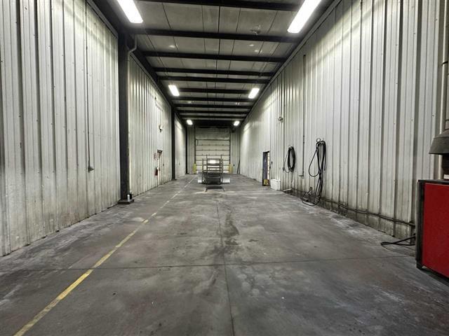 More Photos Of 2740 Stoner Ct, North Liberty Truck Terminal For Lease