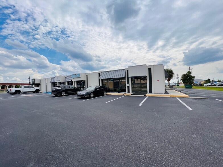 More Photos Of 21234 Olean Blvd, Port Charlotte Storefront Retail Office For Lease