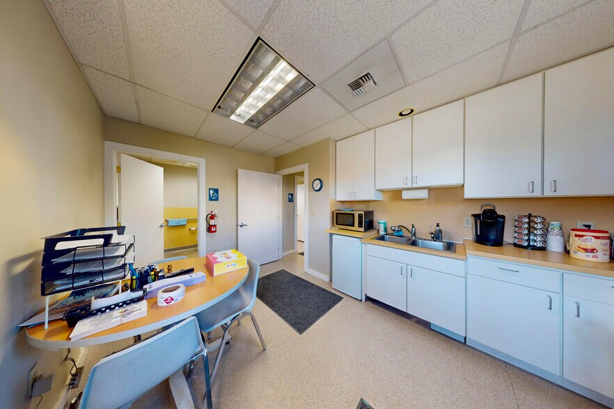 More Photos Of 416 State Ave NE, Olympia Freestanding For Sale