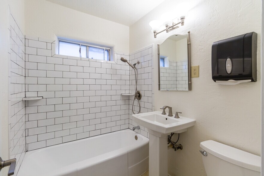 More Photos Of 508 Nevada Hwy, Boulder City Unknown For Sale