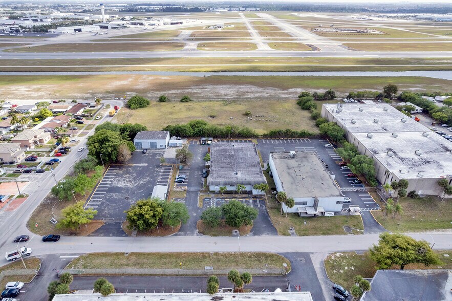 More Photos Of 4790 NW 157th St, Miami Gardens Unknown For Lease
