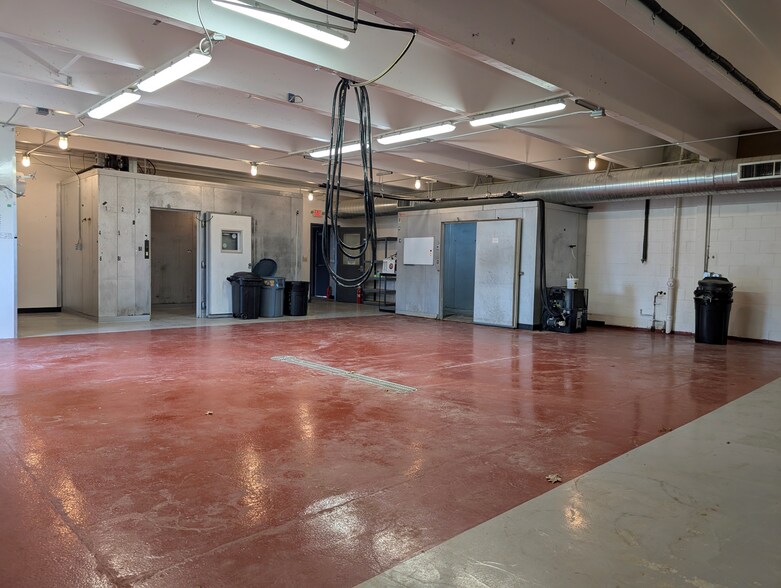 More Photos Of 520 Blanding Woods Rd, Saint Croix Falls Warehouse For Sale