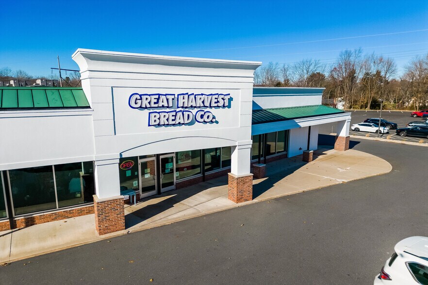 425 Talcottville Rd, Vernon, CT 06066 Retail For Lease