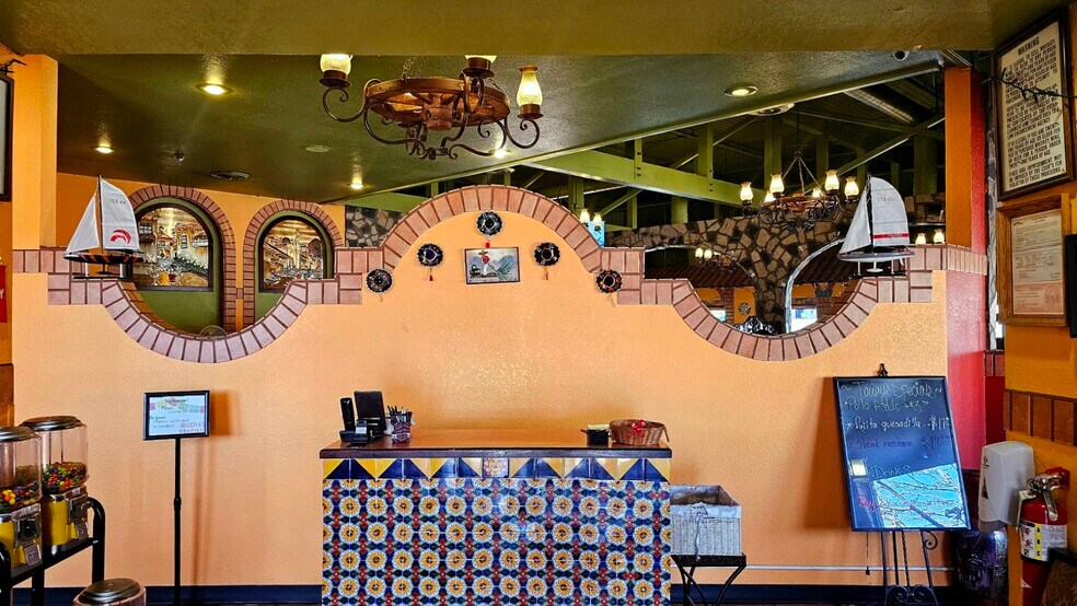 More Photos Of 310 S Academy Blvd, Colorado Springs Restaurant For Sale