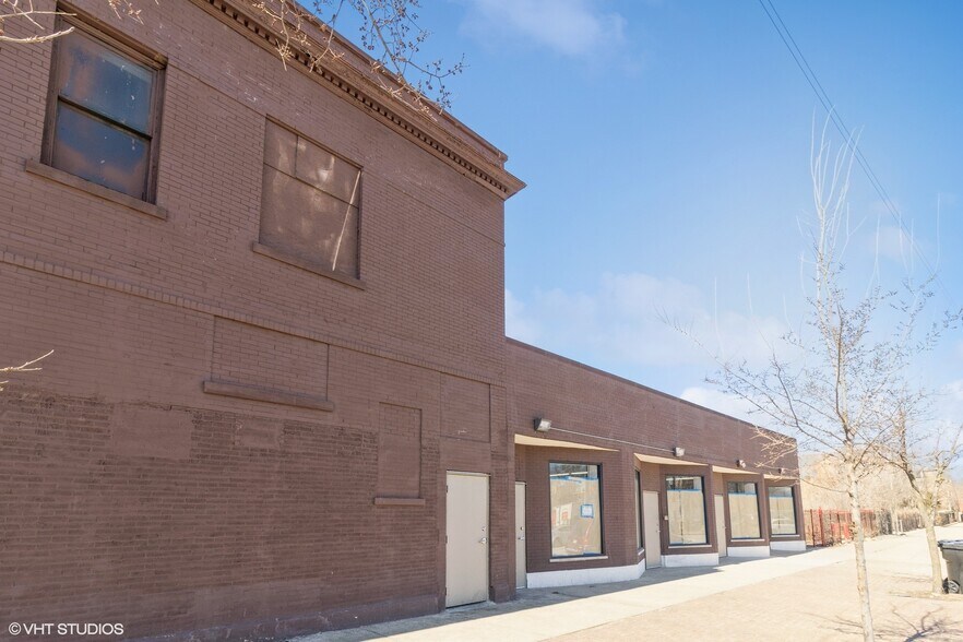 More Photos Of 4650 S Indiana Ave, Chicago Storefront For Sale