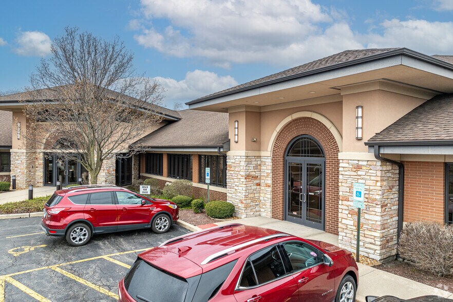 More Photos Of 903 N 129th Infantry Dr, Joliet Medical For Sale