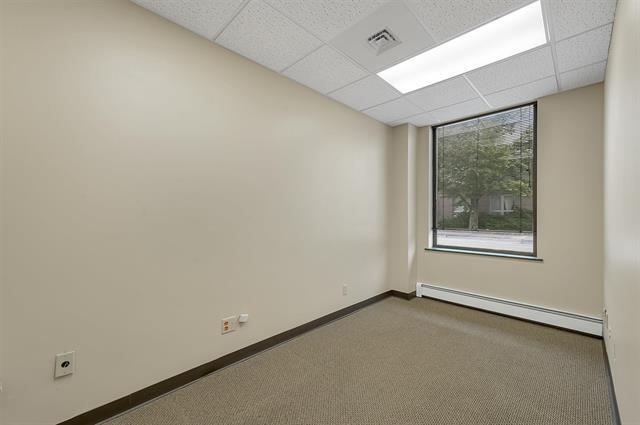 More Photos Of 414 E Walnut St, Green Bay Office For Sale