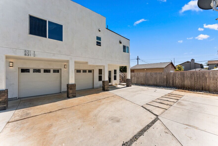 More Photos Of 829 11th St, Imperial Beach Apartments For Sale