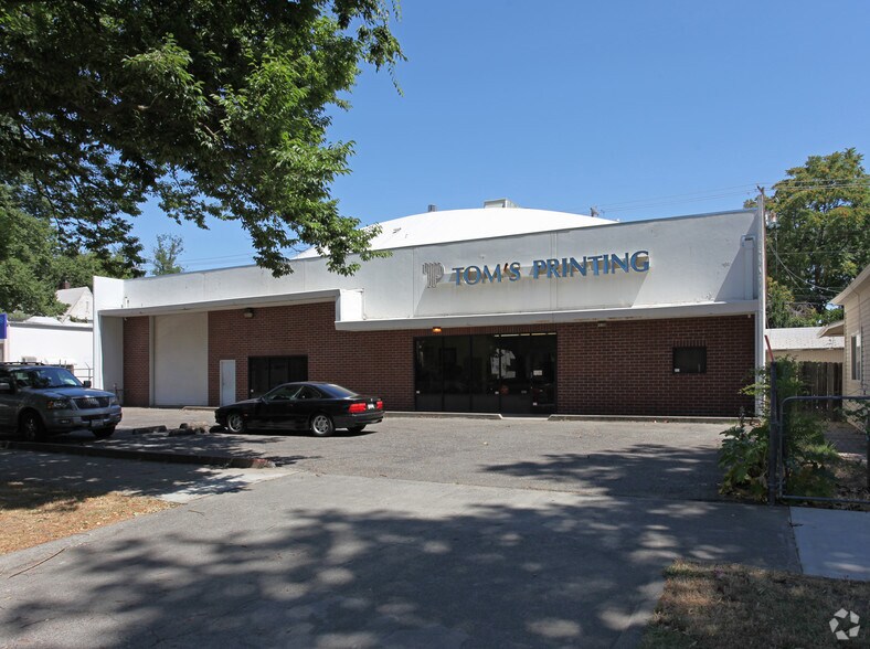 More Photos Of 1819 E St, Sacramento Flex For Sale