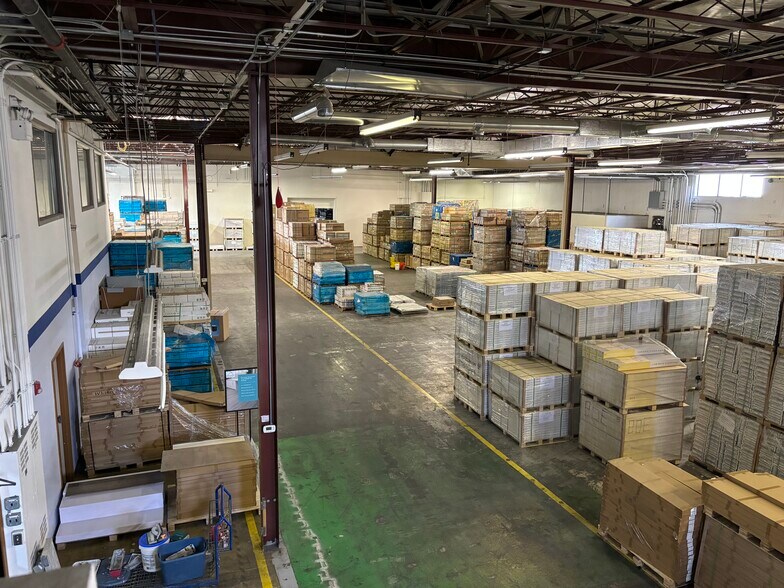 More Photos Of 85 Eastbay Blvd, Provo Storefront For Sale