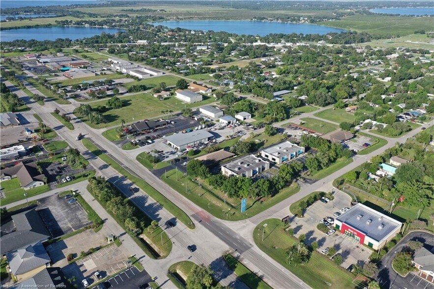 More Photos Of 346 E Royal Palm St, Lake Placid Office For Sale