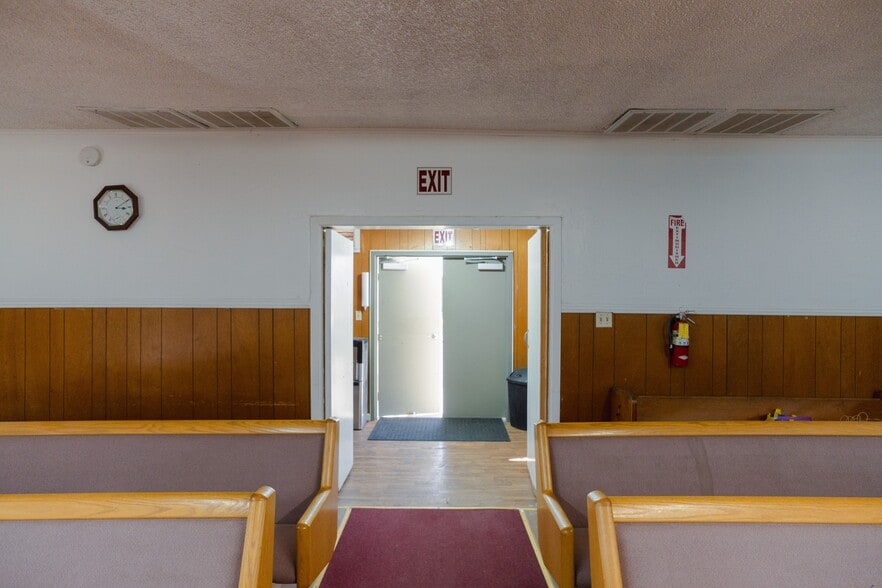 More Photos Of 21562 Reynolds Ave, Dos Palos Religious Facility For Sale