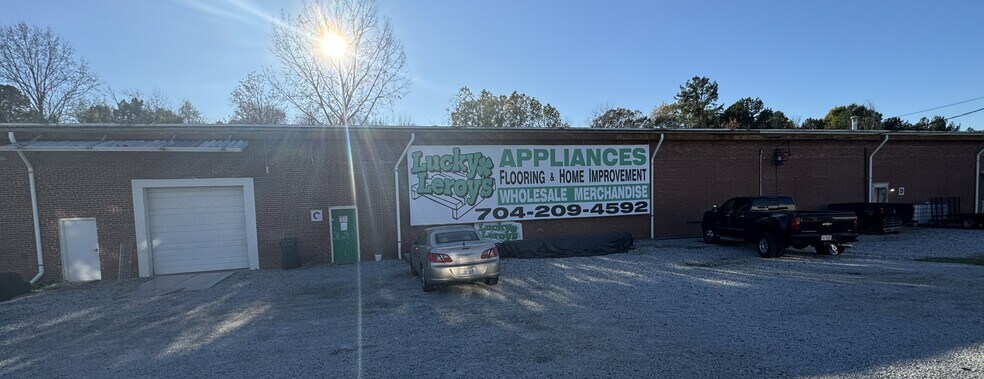More Photos Of 130 Piper Ln, Salisbury Warehouse For Sale