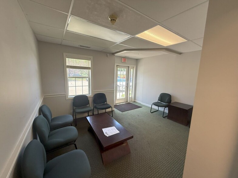 More Photos Of 5 Durham Rd, Guilford Medical For Lease