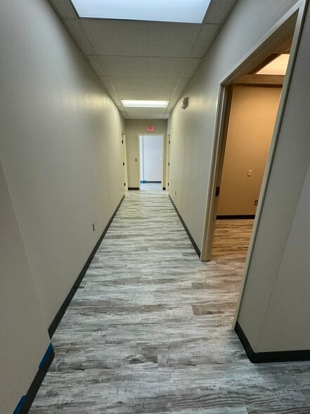 More Photos Of 618 Clara Barton Blvd, Garland Medical For Lease