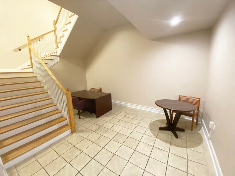 More Photos Of 1101 Old Trolley Rd, Summerville Medical For Lease