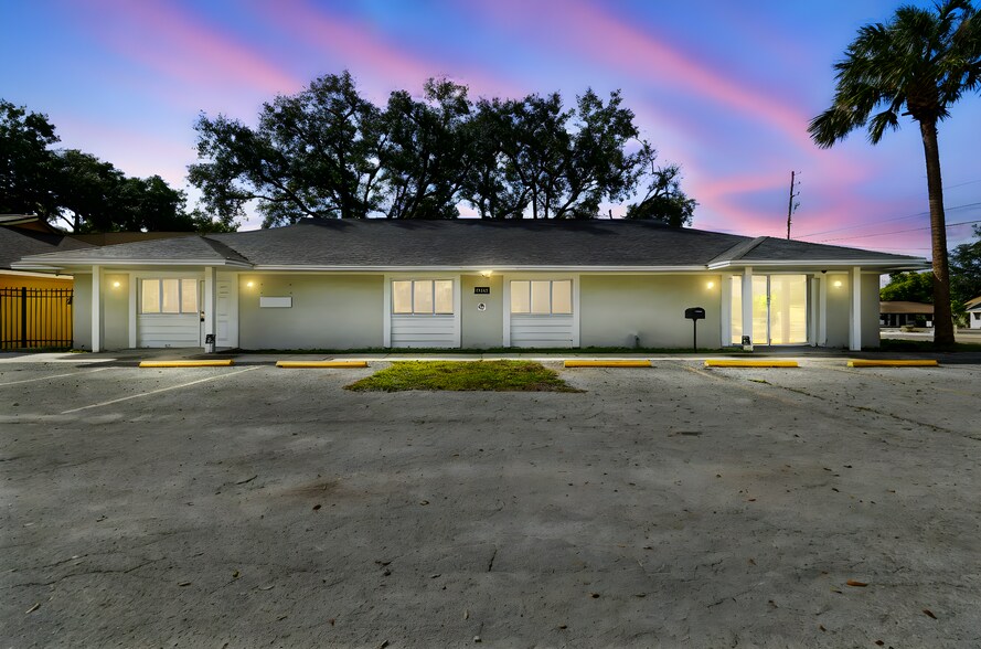 More Photos Of 12425 N Florida Ave, Tampa Medical For Lease
