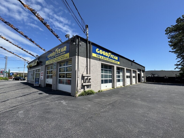 More Photos Of 3165 Route 112, Medford Auto Repair For Sale