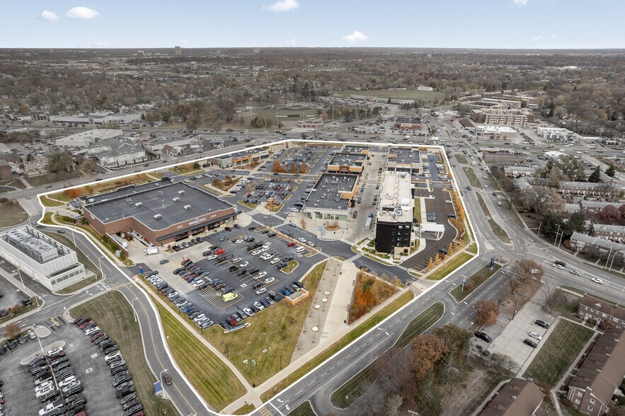 More Photos Of Woodward Ave, Royal Oak Unknown For Lease