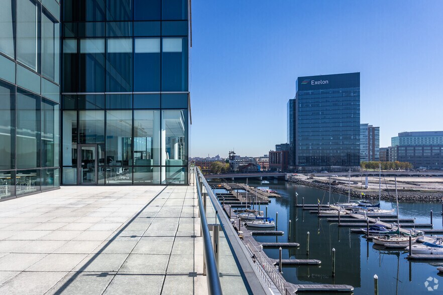 More Photos Of 100 International Dr, Baltimore Office For Lease